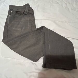 Levi jeans in great condition. Grey wiskering color. Size 34/30